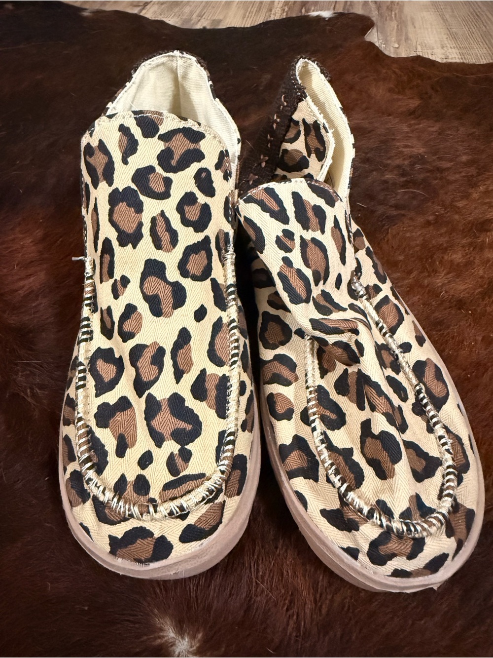 Outwoods Leopard Print Slip-On Moccasins - Beige/Brown/Black